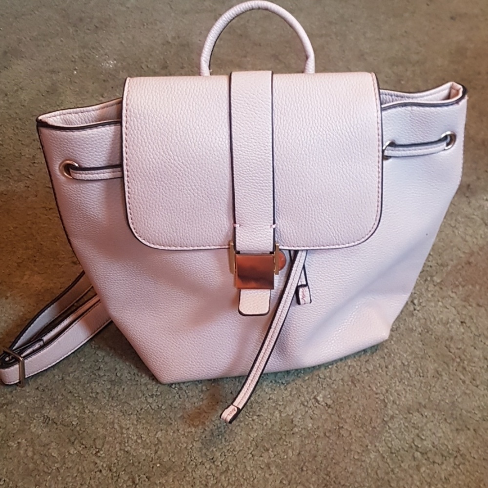 Small light pink backpack from Topshop - Picture 2 of 5